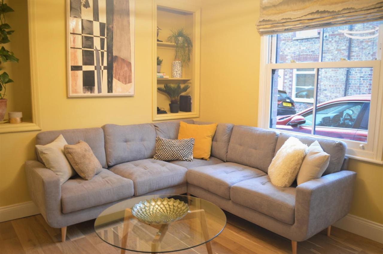 Holiday home Escape 2 Unwind, At The Carinya - Sleeps 6