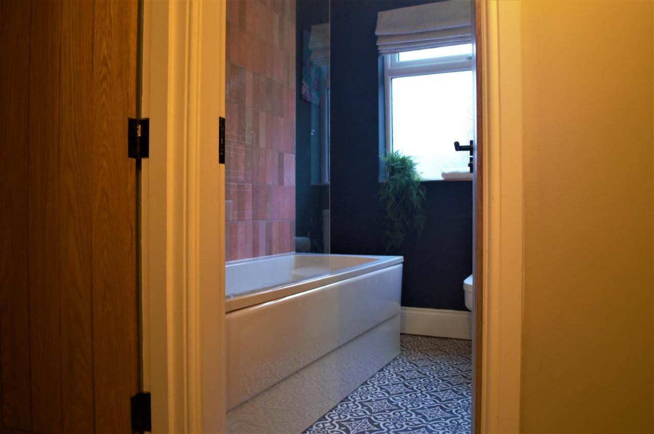 Holiday home Escape 2 Unwind, At The Carinya - Sleeps 6 York