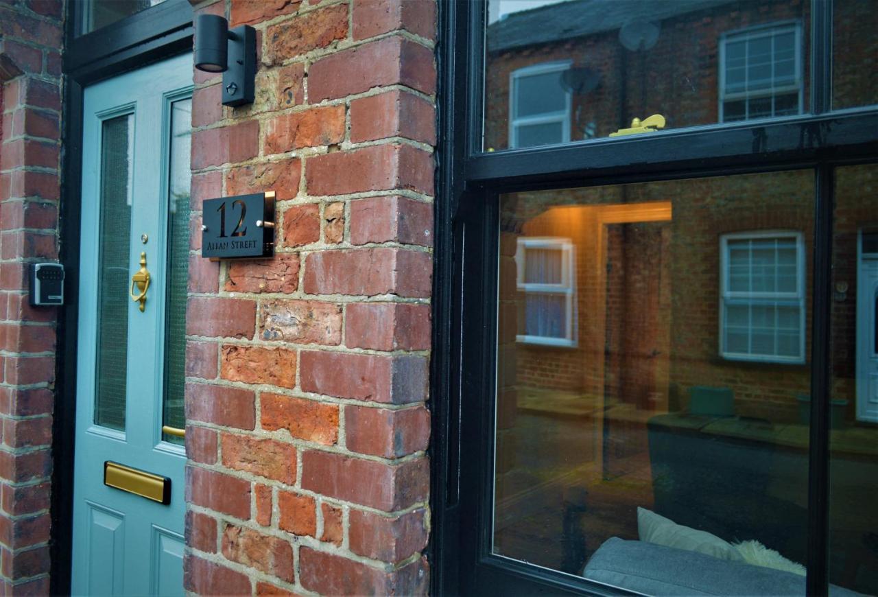 Holiday home Escape 2 Unwind, At The Carinya - Sleeps 6 York